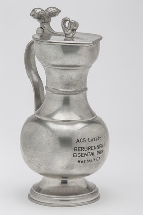 Der Eigenthal-Bergrennen-Siegerpokal aus dem Jahr 1968 Der Eigenthal-Bergrennen-Siegerpokal aus dem Jahr 1968