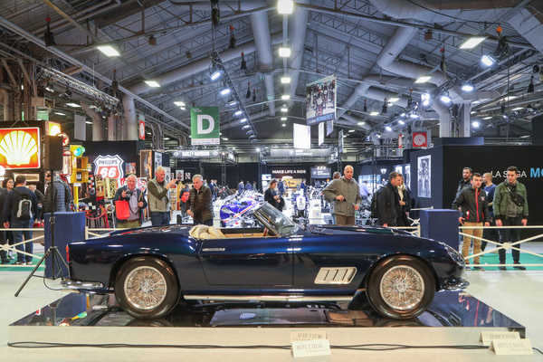 Bild Der Ferrari 250 GT LWB California Spider von 1958 konnte nicht verkauft werden - Artcurial Rétromobile Versteigerung 2024