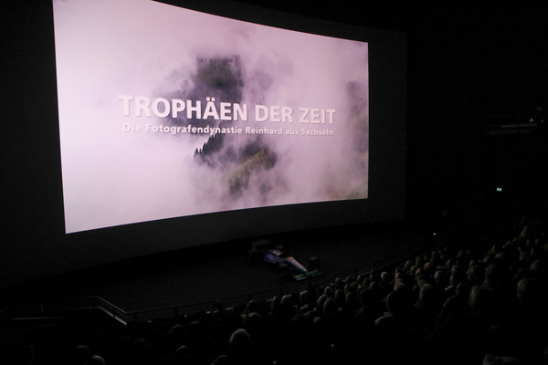 Der Film beginnt – "Trophäen der Zeit – Die Fotografendynastie Reinhard" im Verkehrshaus der Schweiz in Luzern