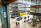Bild: Der Innenbereich der Motorworld München