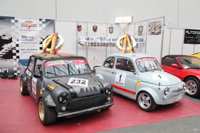Der Kampf der Zwerge mit einem Mini und einem Fiat-Abarth - Techno Classica Essen 2018 Der Kampf der Zwerge mit einem Mini und einem Fiat-Abarth - Techno Classica Essen 2018