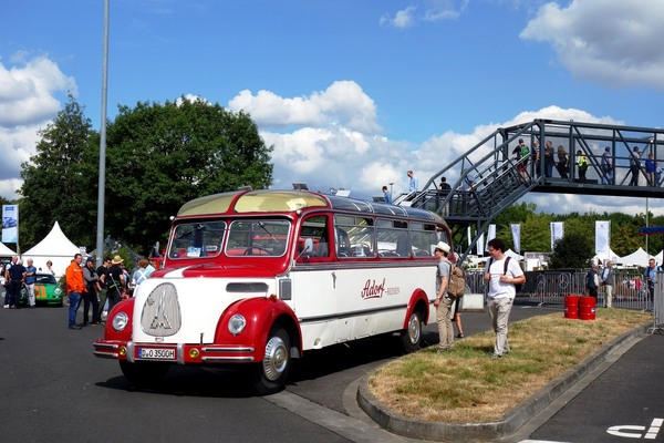 Der Magirus-Bus weckt Erinnerungen – Classic Days Düsseldorf 2022