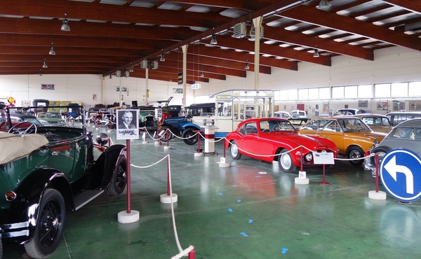 Bild Der Mahy-Saal enthält eine Dauerausstellung - Museum Mahymobiles in Leuze-en-Hainaut