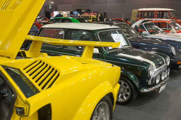 Der Mini, so lang wie der Lambo breit und …