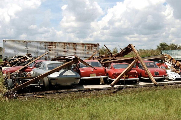 Bild: Der Scheunenfund nach dem Hurricane - "Lost & Found Collection - angeboten an der RM/Sotheby's Versteigerung von Monterey im August 2023