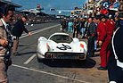 Der Schweizer Squadra Tartaruga Porsche 907 Langheck in Le Mans 1968 - Sensationeller zweiter Gesamtplatz mit den Schweizer Fahrern Rico Steinemann und Dieter Spoerry