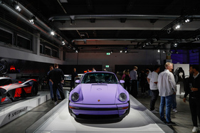 Der Singer-Porsche konnte sich über Interesse nicht beklagen - 38. Auto Zürich 2025