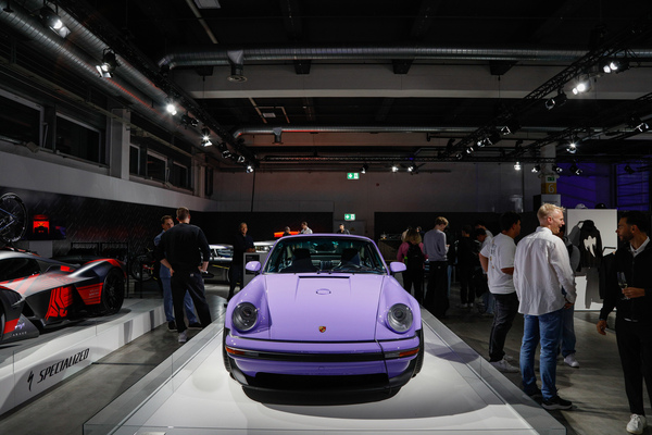Der Singer-Porsche konnte sich über Interesse nicht beklagen - 38. Auto Zürich 2025