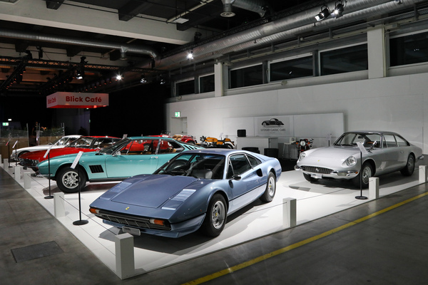 Bild: Der Stand von Lutziger Classic Cars - Auto Zürich 2024