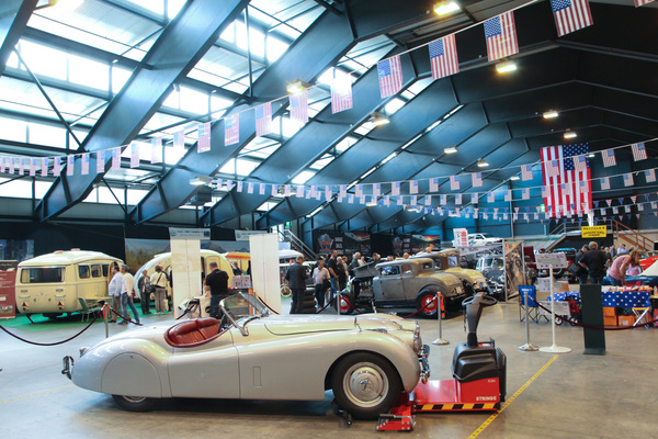 Der Stringo beweist seine Fähigkeiten als Autorangierer, autonom fährt er aber noch nicht - Swiss Classic World Luzern 2019