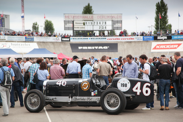Der Studebaker Indianapolis von 1932 erregt viel Interesse - Indianapolis Oerlikon am 27. Juli 2017