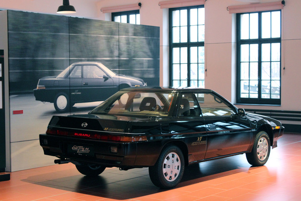 Bild Der Subaru XT von 1985 zelebriert die Keilform in Reinkultur - Sonderschau "40 Jahre Subaru in der Schweiz"