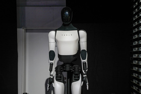 Der Tesla-Roboter - 38. Auto Zürich 2025