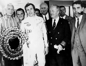 Der Trauerfall von Neubiberg - Formel-2-Abschlussfeier bei BMW 1970 Der Trauerfall von Neubiberg - Formel-2-Abschlussfeier bei BMW 1970