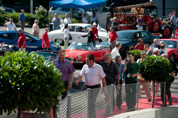 Der VIP Eingang führte über den roten Teppich ins Obergeschoss des Pantheon – RAID Suisse-Paris 2013