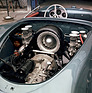 Bild: Der Viernockenwellenmotor (Typ 547) des Porsche-Ingenieurs Ernst Fuhrmann wird auf dem Pariser Automobilsalon 1953 erstmals der Öffentlichkeit präsentiert 1953 () -
