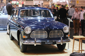 Der Volvo Amazon als Kombi im Rahmen des Volvo-Kombi-Festivals - gesehen an der Techno Classica 2016