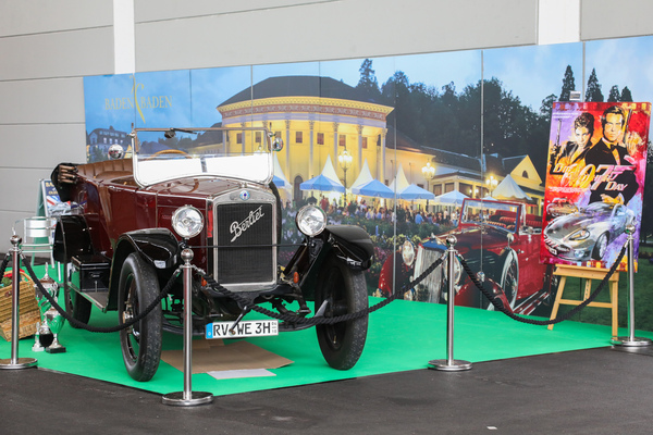 Der Vorkriegs-Berliet wirbt für das Oldtimertreffen Baden-Baden - Klassikwelt Bodensee 2024