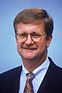Bild: Der Vorstandsvorsitzende Arno Bohn scheidet zum 30. September aus dem Unternehmen aus. Seine Aufgaben übernimmt Dr. Wendelin Wiedeking, der am 1. Oktober zum Sprecher des Vorstands berufen wird