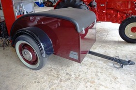 Der Westfalia-Anhänger passt perfekt zum Mercedes-Benz 170 S – Zu Besuch in der Sammlung Hilker Der Westfalia-Anhänger passt perfekt zum Mercedes-Benz 170 S – Zu Besuch in der Sammlung Hilker