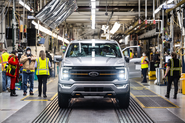 Bild: Der aktuelle Ford F150 als 40-millionstes Modell der serie im Januar 2022