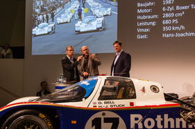 Der deutsche Rennfahrer Hans-Joachim Stuck erzählt vom Porsche 962 C (1987) - an der Porsche Sound Nacht 2014