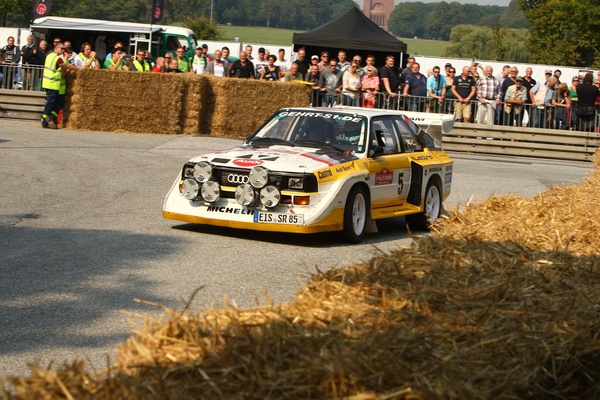 Der ehemalige Audi Quattro von Walter Röhrl und Christian Geistdörfer, hier mit Klaus Thiele - am Hamburg Stadtpark Revival 2014