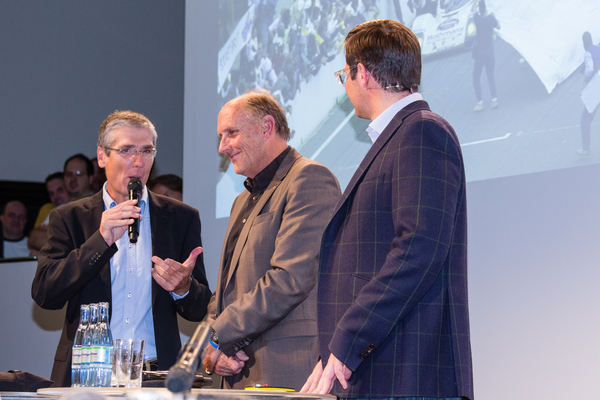 Der ehemalige deutsche Rennfahrer Hans-Joachim Stuck war Gast an der Porsche Sound Nacht 2014