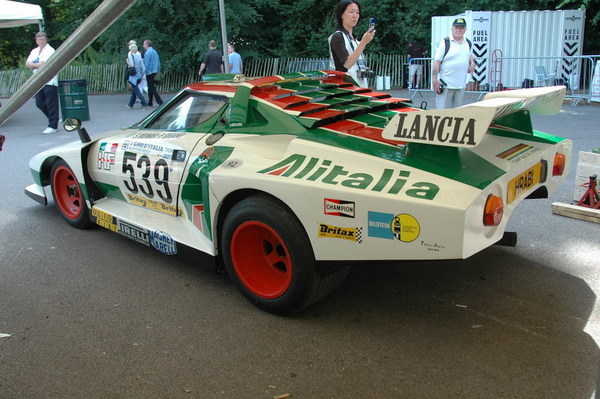 Der einzig verbleibende originale Lancia Stratos Turbo ist wahrscheinlich noch heute (2017) im Besitz vom Londoner Stratos-Sammler Christian Hrabalek - hier am Goodwood Festival of Speed 2005