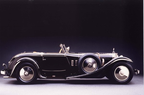 Image: The ex-Holterbosch Mercedes-Benz 680 S Saoutchik from 1928 - on display at the Lukas Hüni stand at the Rétromobile Paris 2016