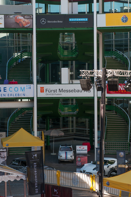 Der kleine Fiat geht fast verloren - RAID Suisse-Paris 2015