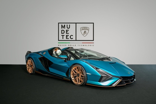 Der neue Lamborghini Sián Roadster - Lamborghini-Museum "Museo delle Tecnologie" (MudeTec)