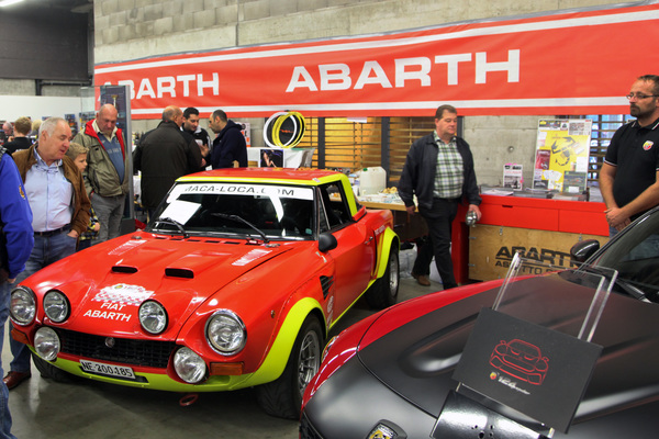 Der neue und der alte Fiat 124 Abarth in der Abarth-Sonderschau - Oldtimermesse St. Gallen am 30. Oktober 2016