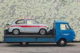 Der passende Autotransporter für den Abarth - Auto e Moto d'Epoca in Padua 2019 Der passende Autotransporter für den Abarth - Auto e Moto d'Epoca in Padua 2019