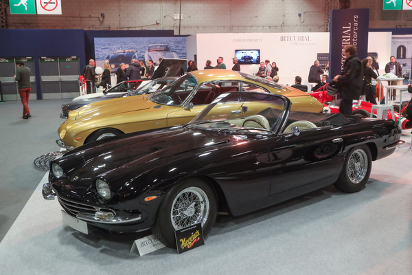Bild Der zum Cabriolet umgebaute Lamborghini 400 GT wurde von den Bietern schlechter bewertet als das originale Coupé - Artcurial Rétromobile Versteigerung 2024