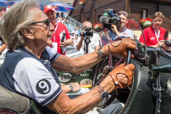 Derek Bell am Steuer seines Bentleys - Ennstal-Classic 2017