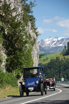 Detroit Electric (1918) - am Vierwaldstättersee bei der Samstagsrundfahrt - Oldtimer in Obwalden (O-iO) 2019