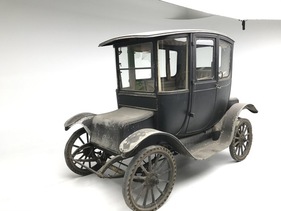 Detroit Electric Model 47 Brougham (1914) - als Lot 333 an der Bonhams Simeone Museum Philadelphia Versteigerung am 11. Oktober 2020