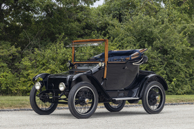 Detroit Electric Model 62A Cabriolet (1917) - als Lot 287 an der RM Sotheby's Hershey Versteigerung 2025