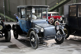 Detroit Electric Model 95 Type 24B Coupe de Ville (1928) - als Lot 521 angeboten an der Bonhams Versteigerung im Grand Palais in Paris am 7. Februar 2013