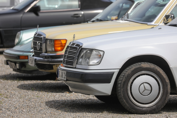 Deutsche Klassiker von Mercedes-Benz und Porsche - Klassikwelt Bodensee 2023