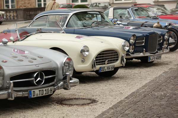 Deutschland, England und Frankreich friedlich vereint - Impressionen von der Rallye Historique anlässlich der Schloss Bensberg Classics 2015