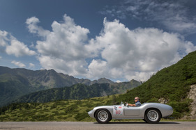 Bild Devin-Porsche (1957) - mit Startnummer 080 an der Ennstal-Classic 2017