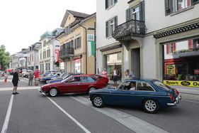 Die Bahnhofstrasse füllt sich langsam - Wald Rollt 2025