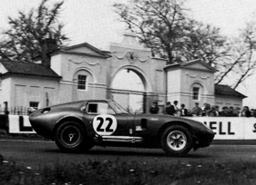 Die Cobra Daytona 1965 in Oulton Park