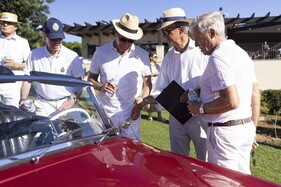 Die Concours-Richter an der Arbeit - Mallorca Classic Week 2022 Die Concours-Richter an der Arbeit - Mallorca Classic Week 2022