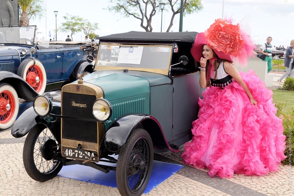Die Dame und der Rosengart - Madeira’s Classic Motor Exhibition Funchal 2016