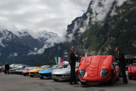 Bild Die Delegation der Marcos-Sportwagen - 35. British Car Meeting auf dem Flugplatz Mollis