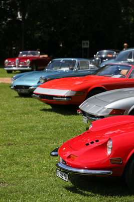 Die Ferrari-Gruppe - gewertet wurden Front- und Heckmotor-Ferrari-Sportwagen separat - Concours d'Elégance Suisse 2016