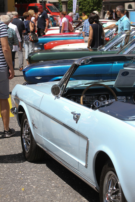Die Ford Mustang zogen die Blicke auf sich - Oldtimer in Obwalden (O-iO) 2019